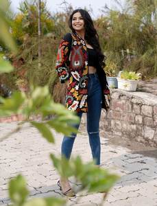 Glamorous Vintage Boho Lady Suzani Chaqueta de algodón Bordado tribal hecho a mano Acolchado Tamaño libre para el otoño - Product Image 2