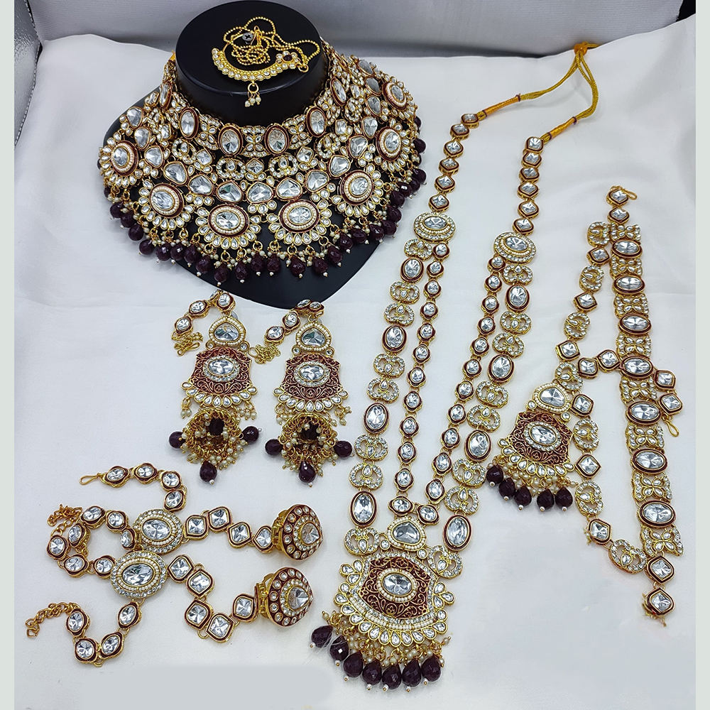 สีน้ำตาลแดง