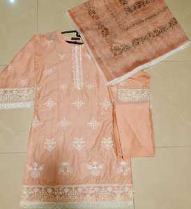 Trajes de césped Chickenkari bordados confeccionados para mujer de calidad superior Venta caliente vestido de césped/algodón para mujer a precio mayorista - Product Image 4