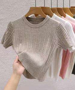T-shirt slim à manches courtes pour femme, tricoté, col rond - Product Image 3