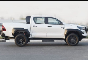 โตโยต้า ไฮลักซ์ แอดเวนเจอร์ ปี 2024 ใหม่เอี่ยม เครื่องยนต์ 4 สูบ 235 แรงม้า เชื้อเพลิงเบนซิน เกียร์อัตโนมัติ ขับเคลื่อน 4 ล้อ พวงมาลัยซ้าย - Product Image 4