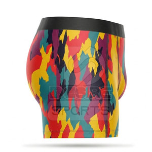 Shorts de compression en toile haute performance pour hommes, écologiques, séchage rapide, couleur unie, extensibles et respirants - Product Image 2