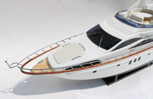 AZIMUT 80 CARAT-Modèle de bateau commercial en bois de haute qualité Style nautique Technique peinte Made in Vietnam - Product Image 4