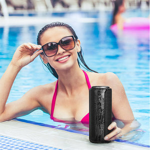 Altavoz Inalámbrico LED RGB de 30W con Micrófono, Comunicación Auxiliar, Función de Tarjeta TF para Fiestas al Aire Libre, Uso con Computadora, Carcasa de Plástico - Product Image 1
