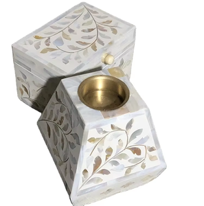 Brûleur d'encens en bois de vadrouille de luxe artisanal nacre support de Bakhoor rituel arabe détaillé anis étoilé de haute qualité pour le printemps - Product Image 2