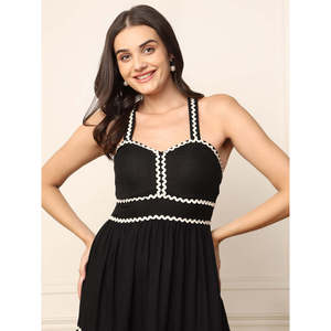 DEEBACO Robe longue évasée noire unie en rayonne pour femme, col cœur, sans manches, style décontracté ou de soirée, lavable - Product Image 2
