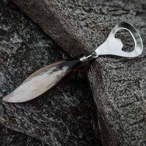 Abrebotellas de cuerno de búfalo natural hecho a mano diseño tallado para fiesta de Navidad Bar Hotel o restaurante USO DE HWC - Product Image 6