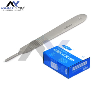 Cuchillas de bisturí estériles 100 #11 con mango de bisturí de cortesía #3-Cuchillas quirúrgicas de primera calidad para procedimientos de precisión - Product Image 1