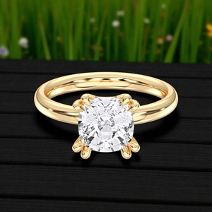 Bague de fiançailles solitaire en or massif pour femme, sertie de diamants Moissanite taille coussin de 2,30 carats E-F/VVS-VS - Product Image 2