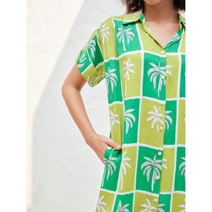 Saucy Casual Shirt <b>Dress</b> with <b>Tropical</b> Print and Stand Collar - Product Image 4