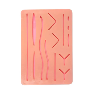 Kit de formation des étudiants en médecine Source d'alimentation manuelle comprenant un tampon en silicone et des instruments chirurgicaux pour la pratique de la couture des plaies - Product Image 3