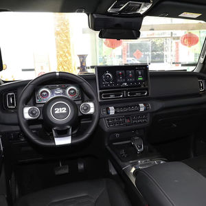 El Vagoneta de 5 Plazas Más Vendido en China, 212 T01, Transmisión Automática, Modelo 2024, Alta Potencia, Diésel de 6.1-8L, Tracción en las Cuatro Ruedas, Volante a la Izquierda, R17 - Product Image 4