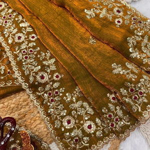 Dernier concepteur doux en mousseline de soie Saree classique Bollywood Style mariages événements spéciaux mode indienne Boutique vêtements de mariée - Product Image 1