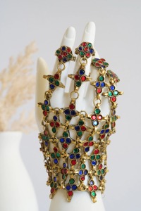 Collier ras du cou afghan Kuchi ultra long et exquis avec des pierres de formes colorées vibrantes, filigranes argentées artisanales complexes - Product Image 3