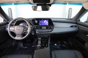 Lexus ES 350 2024 Usado en Buen Estado - Product Image 5