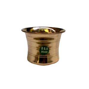 Panchapathram de latón de alta calidad con acabado pulido brillante dorado para templos e iglesias para celebraciones de Diwali. - Product Image 3