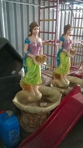 Fuente de agua con luz LED de alta calidad 2025 para damas, adorno de jardín del mercado mundial a precio competitivo - Product Image 3