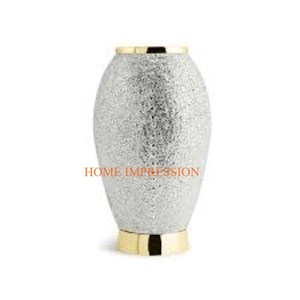 Vases à fleurs en laiton poli brillant martelé Premium nouveau modèle décor à la maison Vases et pots de rangement pour chambre à coucher à un prix attractif - Product Image 2