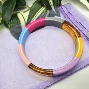 Bracelets et joncs en résine pour femmes, nouvelle collection, bijoux de style ange pour les fêtes et les mariages, haute qualité - Product Image 1