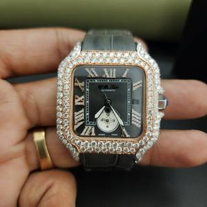 Reloj de Lujo con Movimiento ETA y Diamantes Moissanite, Colección Premium con Correa de Caucho, Diseño Analógico de Cuarzo - Product Image 4