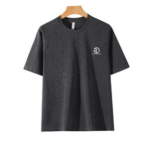 Explorez le confort avec des t-shirts en coton de qualité supérieure-T-shirts élégants pour hommes et femmes, parfaits pour un usage quotidien et des sorties décontractées - Product Image 4