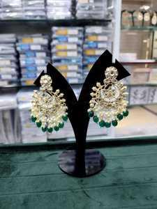 Ensembles de bijoux élégants en perles Ensemble de boucles d'oreilles en alliage de zinc léger pour vêtements de mariage traditionnels Tendance et élégant - Product Image 3