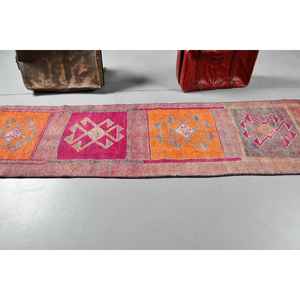 Alfombra Vintage de 2.4x9.9 pies, Alfombra Turca, Alfombra de Lana Abstracta Rosa Naranja - Product Image 3