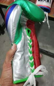 Guantes de Boxeo Profesionales OEM 2026, de Cuero Sintético, con Cierre de Cordones, Correa de Muñeca Ajustable, 16 oz, Impermeables, Color Perla Metálico - Product Image 5