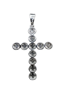 จี้เพชรรูปไม้กางเขนที่สง่างามใน14K สร้อยคอชุบทองสีเหลืองแบบพรีเมี่ยม - Product Image 2