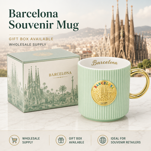 Taza de Café de Cerámica de Recuerdo de <span class=keywords><strong>Barcelona</strong></span>, España, Diseño Sagrada Fامília con Insignia Metálica, para Venta al por Mayor OEM de Porcelana Nueva - Product Image 1