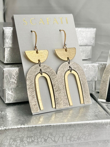 2025 últimos pendientes de latón dorado con textura en relieve Nueva York joyería de latón moderna pendientes geométricamente ovalados de moda - Product Image 5