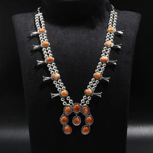 Lujoso 925 Plata de Ley sólida Forma ovalada natural Ostra naranja Piedras preciosas semipreciosas Collar con colgante de diseñador hecho a mano - Product Image 3