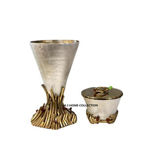 Juego de 2 quemadores de incienso Mabkhara de diseño elegante chapado en oro y plata para organizador de fragancias para el hogar y uso de bodas - Product Image 1