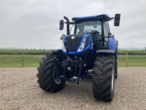 Tractor Newholan original y asequible - Product Image 3