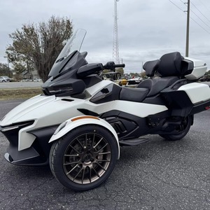 Can-Am Spyder RT Limited 2025 de Primera Categoría - Product Image 4