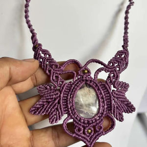 Collar de Macramé Hecho a Mano, Amatista, Encaje, Ágata, Piedra Preciosa, 25x30mm, Forma de Pera, Conjunto de Bisel de Hilos Multicolor, Joyería de Moda - Product Image 1
