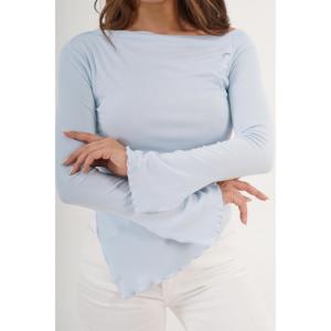 Blouse basique en tricot bleu ciel à coupe asymétrique en gros - Product Image 2