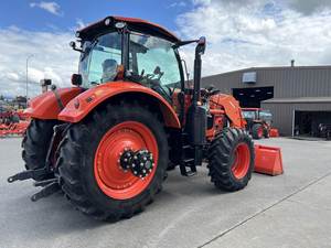 Tractor M7-172 PREMIUM 2021 - Solución Agrícola Avanzada de Alta Potencia - Product Image 3