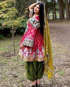 Kuchi afghan fait à la main ethnique tribal broderie traditionnelle femmes robe afghane manches longues dans des couleurs personnalisées OEM ODM Service - Product Image 4