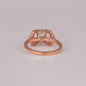 Nuevo estilo de moda, anillo de compromiso y boda chapado en oro rosa de 18KT, corte esmeralda, Diamante cultivado en laboratorio, regalo certificado IGI para mujer - Product Image 4