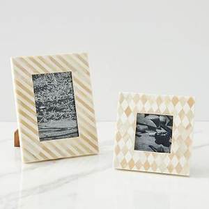 New Trendy Resin and Wood Luxury Photo <b>Frame</b> with Customizable Design and Logo Tabletop Installation for Home and Office - Product Image 2