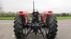 รถแทรกเตอร์ Massey-Ferguson 390 90 แรงม้า สีแดง ขับเคลื่อน 2 ล้อ มีสินค้าในสต็อก - Product Image 2