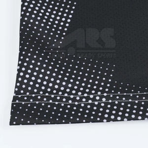 Uniforme de Tenis Transpirable Personalizado para Hombre, Conjunto de Camiseta y Pantalones Cortos Resistentes al Sudor en Venta - Product Image 6