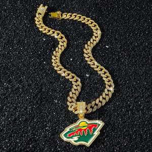 Pendentif de hockey sur glace de style hip-hop en forme de bouclier, entièrement en moissanite, plaqué argent rhodié, championnat du Minnesota Wilderness - Product Image 3