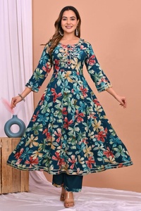 Kurti de Verano para Mujer, Marca SHUBH EXIM, Estampado, Estilo Formal, Largo hasta el Suelo, Corte Holgado, Material de Rayón, Secado Rápido, Suave y Cómodo - Product Image 3