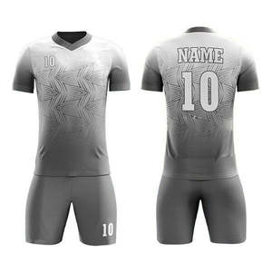 Caliente personalizado fútbol Jersey fútbol uniforme conjunto 100% poliéster transpirable ligero al por mayor bajo costo colores personalizados logotipos 2025 - Product Image 3