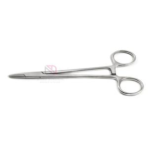 Porte-aiguilles réutilisables en acier inoxydable pour la chirurgie |   Manuel |   Outils médicaux de haute qualité pour un usage professionnel - Product Image 1