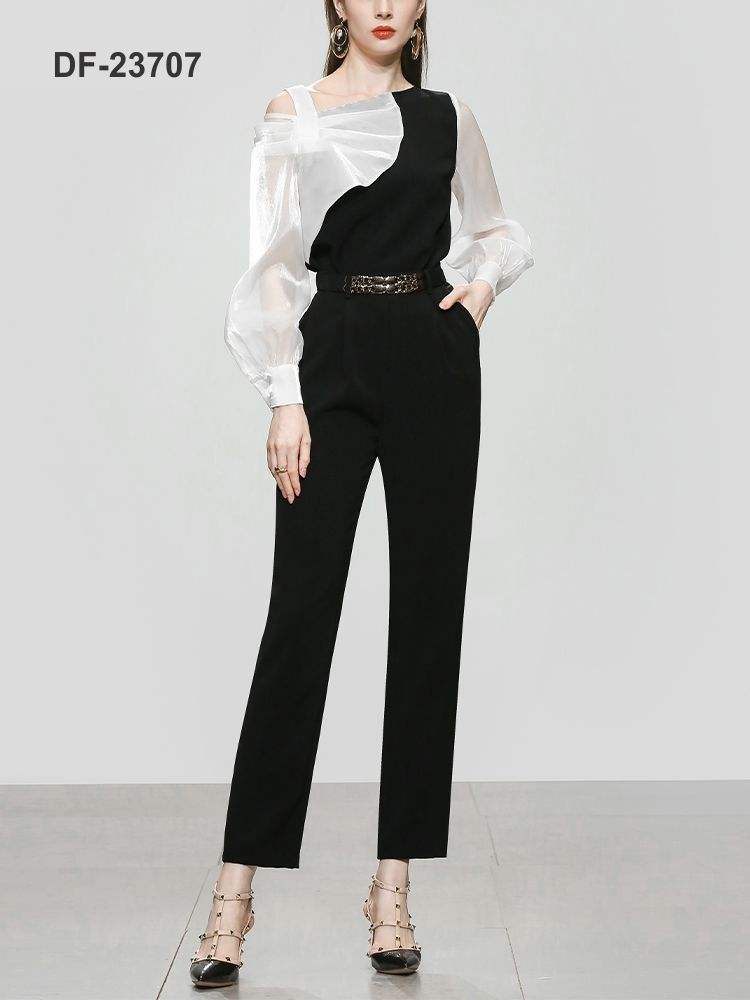 สีดำ/ สีขาว