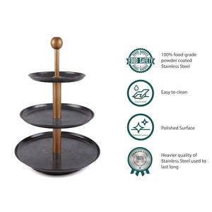 Support à cupcakes moderne à 3 niveaux en métal noir, écologique et fait main, avec plateau de service à pilier doré, présentoir industriel pour desserts et fêtes - Product Image 5