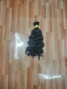 Cabello Humano Virgen Ondulado del Sur de la India, Suave, Natural, Sin Procesar, de 16 a 40 Pulgadas, Negro Natural, de un Solo Donante, en Tramas a Granel - Product Image 3